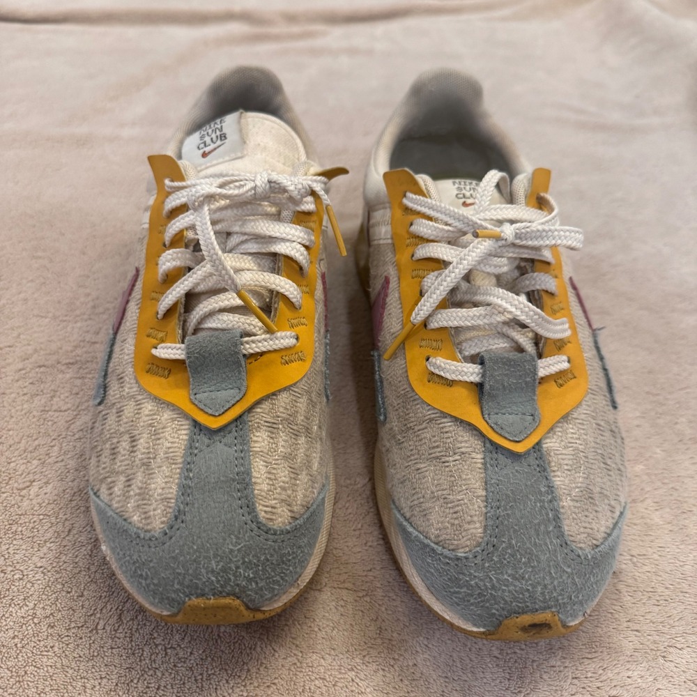 Nike Sun Club Waffle One Coconut Milk Pastel Beachy Coastal Sneaker SZ 8.5 - Picture 2 of 10